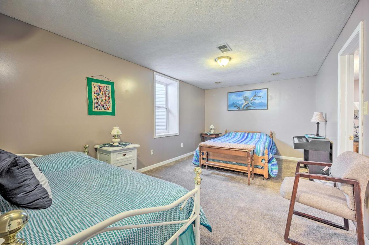 Lovely 3- Bedroom Apartment With Street Parking. Goshen Luaran gambar